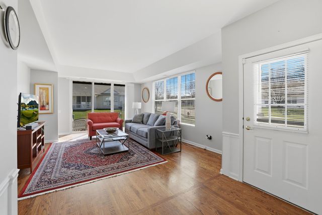 12994 Patriot Way, Huntley, IL 60142