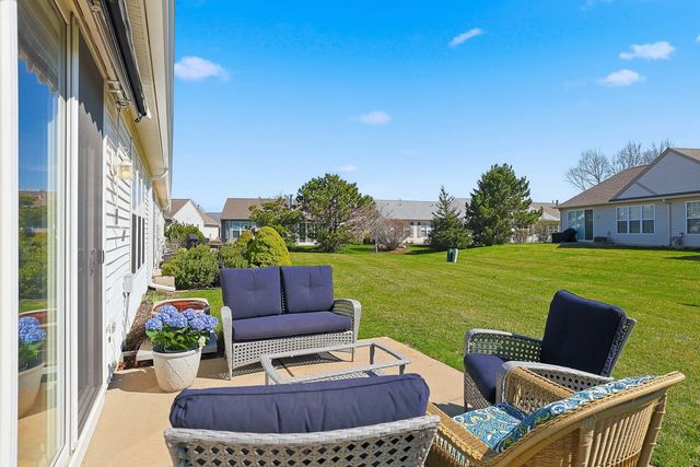12994 Patriot Way, Huntley, IL 60142