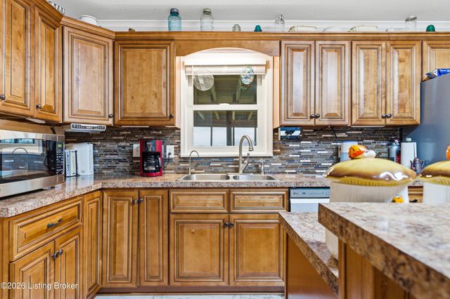 1582 Stringtown Rd, Bardstown, KY 40004
