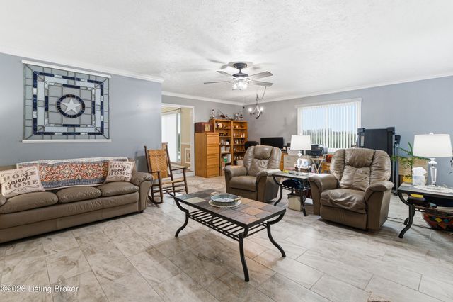 1582 Stringtown Rd, Bardstown, KY 40004