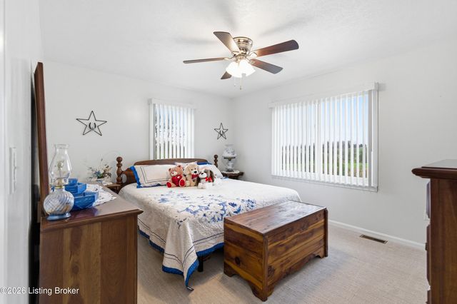 1582 Stringtown Rd, Bardstown, KY 40004