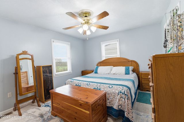 1582 Stringtown Rd, Bardstown, KY 40004
