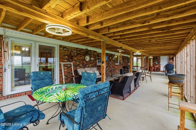 1582 Stringtown Rd, Bardstown, KY 40004