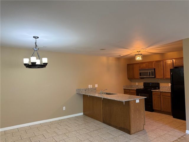 6299 W Milliken Bend, Fayetteville, AR 72704