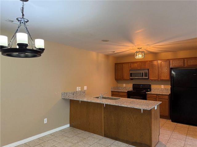 6299 W Milliken Bend, Fayetteville, AR 72704