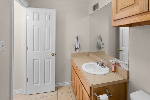 392 Old Highway 6, Howe, TX 75459