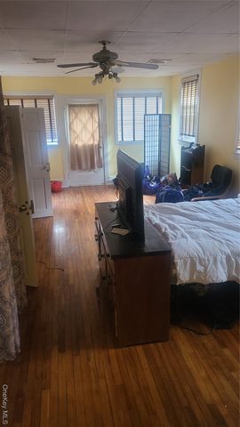 2 Addison Lane, Greenvale, NY 11548