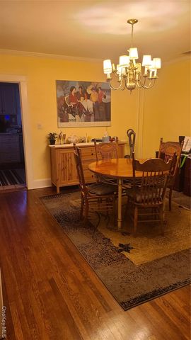 2 Addison Lane, Greenvale, NY 11548