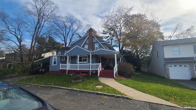 2 Addison Lane, Greenvale, NY 11548