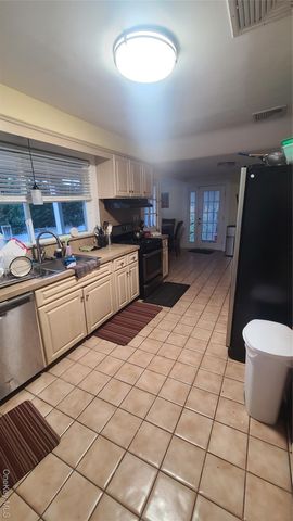 2 Addison Lane, Greenvale, NY 11548