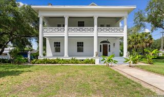 1309 N. Adams St., Beeville, TX 78102