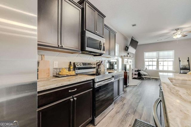 224 Brightleaf Circle, Hinesville, GA 31313