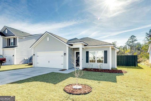 224 Brightleaf Circle, Hinesville, GA 31313