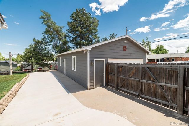 7862 S Vine Street, Centennial, CO 80122