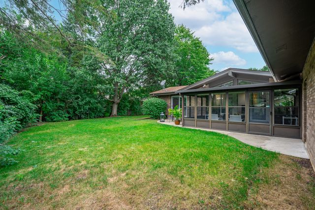 5075 WELSH Road, Rockford, IL 61107