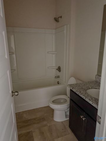 13027 Lantern Pointe Way, Harvest, AL 35749