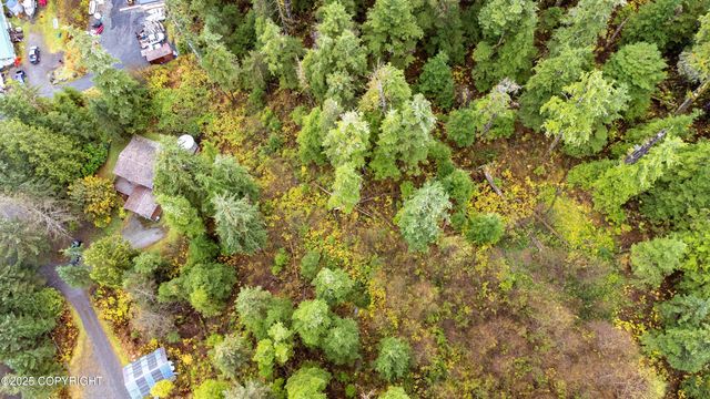 39 Lake Road, Ketchikan, AK 99901