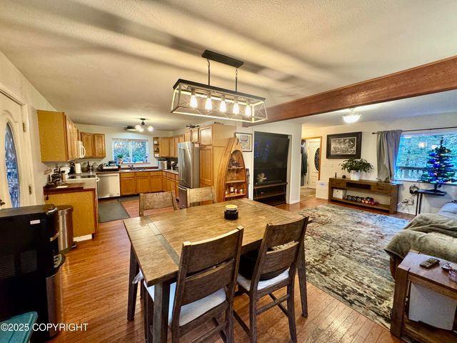 39 Lake Road, Ketchikan, AK 99901