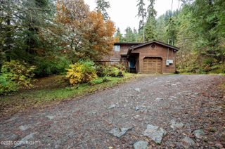 39 Lake Road, Ketchikan, AK 99901
