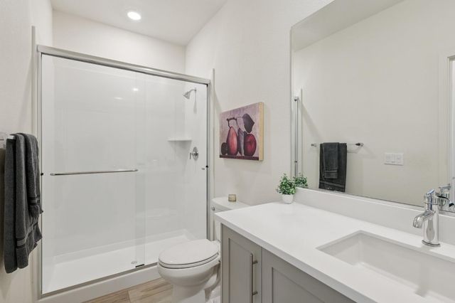 3946 Needham St, Tracy, CA 95377