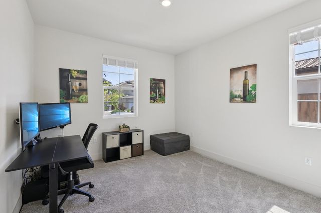 3946 Needham St, Tracy, CA 95377