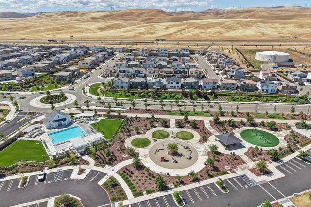 3946 Needham St, Tracy, CA 95377