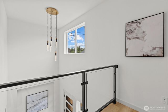 5446 40th Avenue SW, Seattle, WA 98136