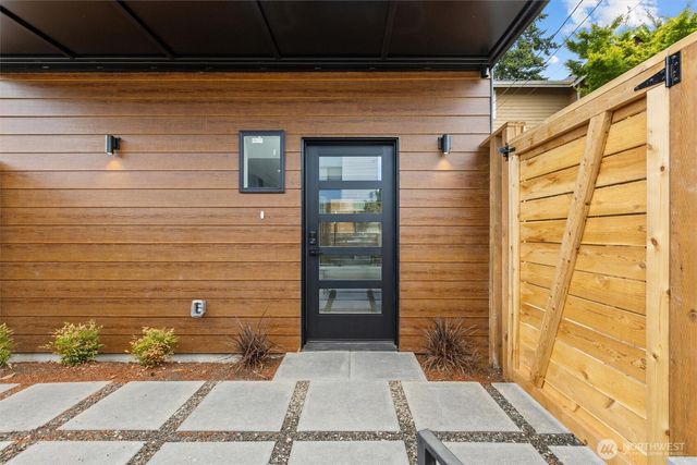 5446 40th Avenue SW, Seattle, WA 98136