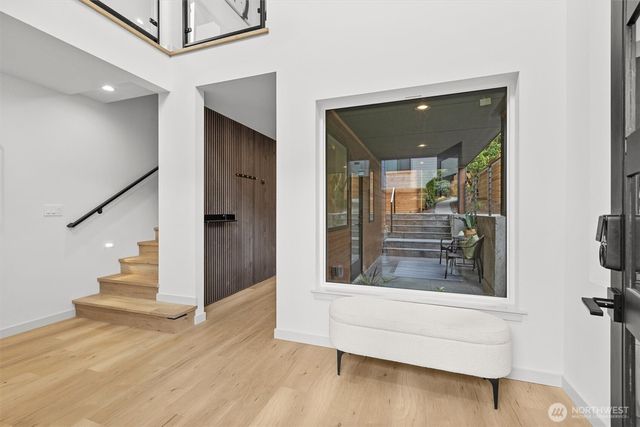 5446 40th Avenue SW, Seattle, WA 98136