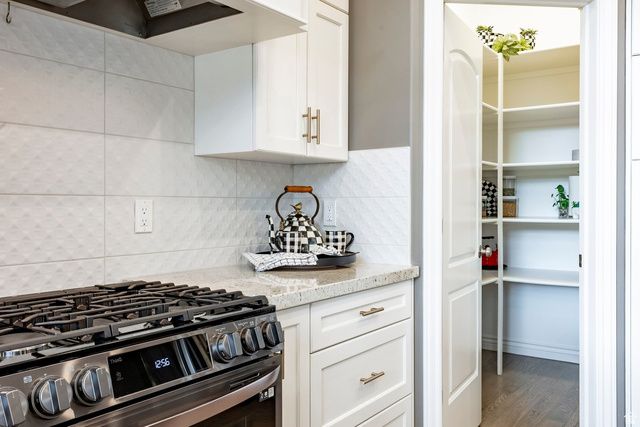 1383 W 9950 S, South Jordan, UT 84095