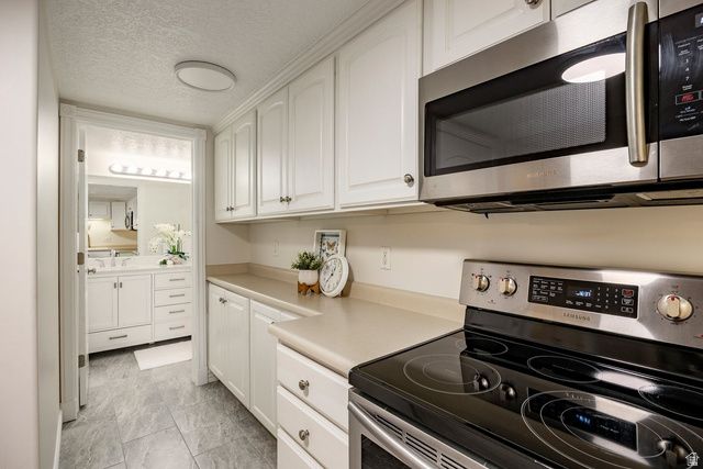 1383 W 9950 S, South Jordan, UT 84095