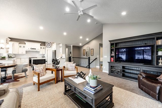 1383 W 9950 S, South Jordan, UT 84095