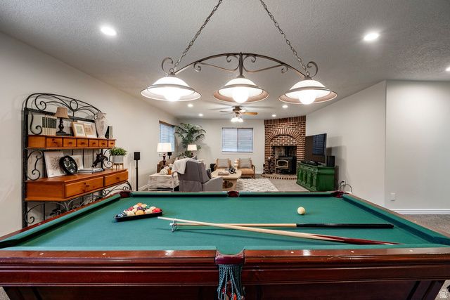 1383 W 9950 S, South Jordan, UT 84095