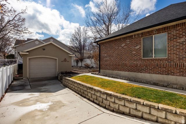1383 W 9950 S, South Jordan, UT 84095