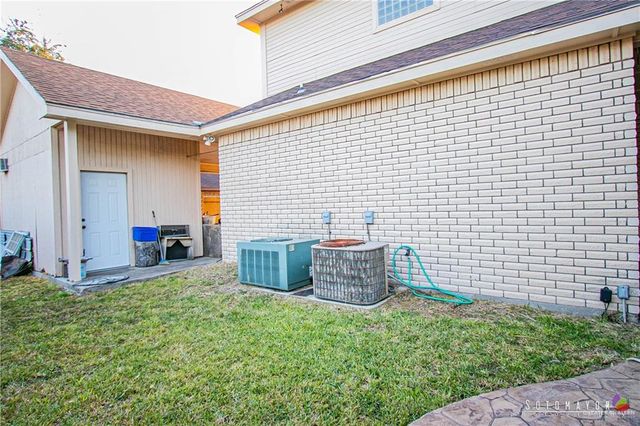 3606 N 34th Lane, Mcallen, TX 78501