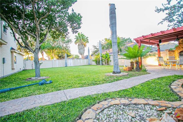 3606 N 34th Lane, Mcallen, TX 78501