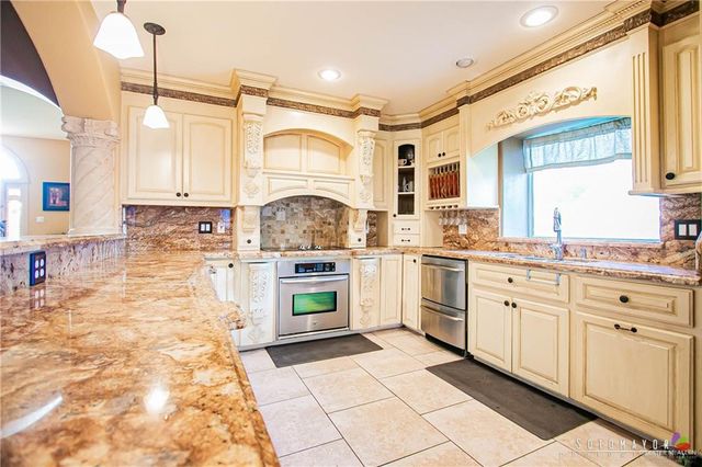 3606 N 34th Lane, Mcallen, TX 78501