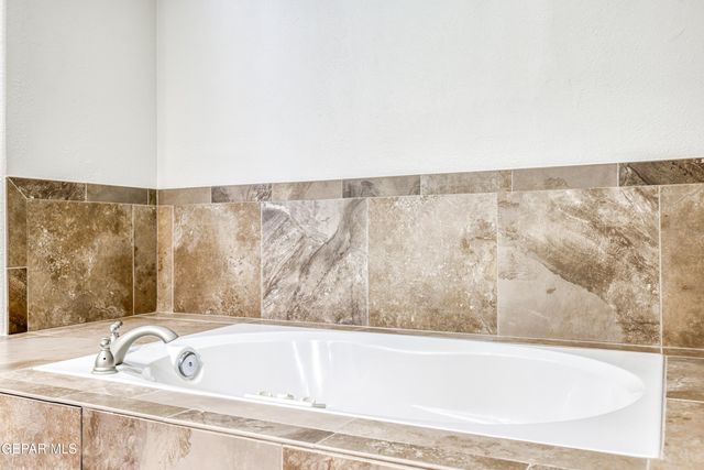 11308 SUNDANCE Avenue, El Paso, TX 79936
