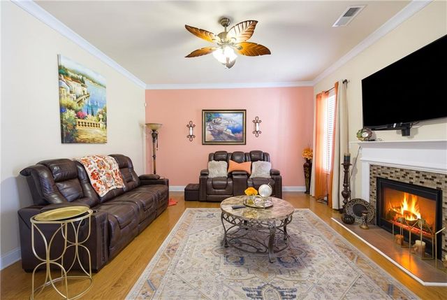 2149 Shadow Oak Trail, Loganville, GA 30052