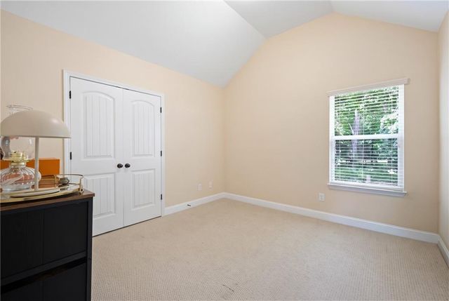 2149 Shadow Oak Trail, Loganville, GA 30052