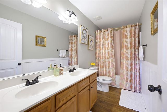 2149 Shadow Oak Trail, Loganville, GA 30052