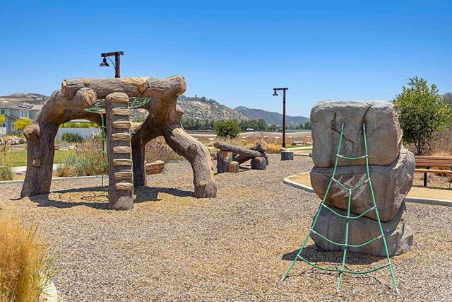 27924 Barley Court, Valley Center, CA 92082