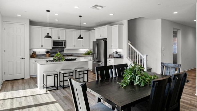 27924 Barley Court, Valley Center, CA 92082