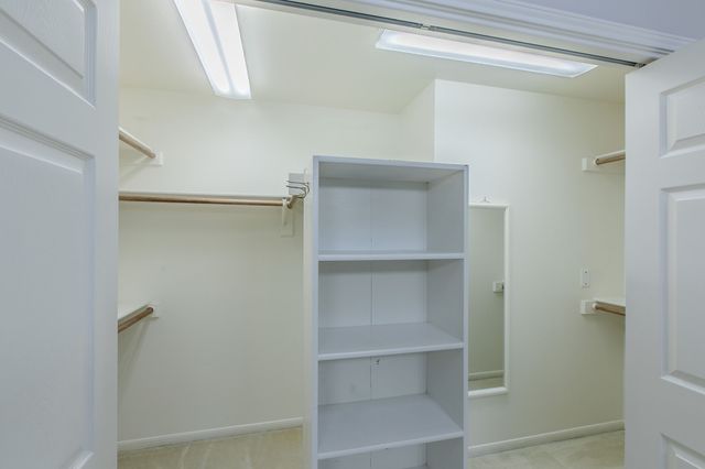3107 Lake Oak Drive, Arlington, TX 76017