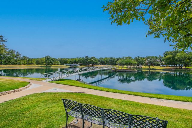 3107 Lake Oak Drive, Arlington, TX 76017