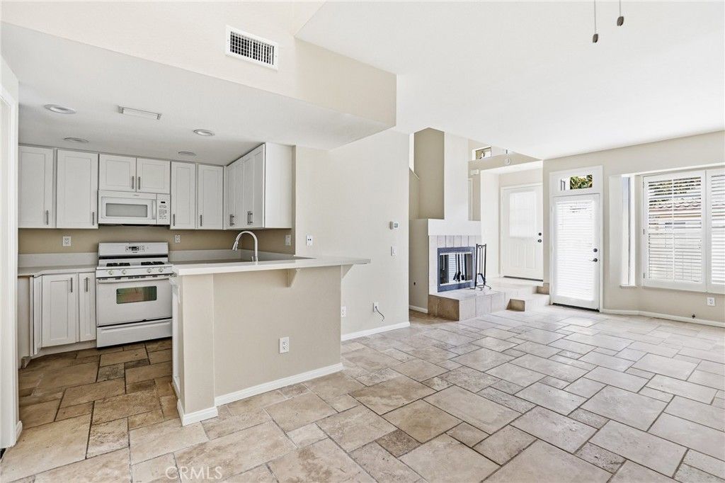 27422 Iris Avenue, Mission Viejo, CA 92692 — photo 3