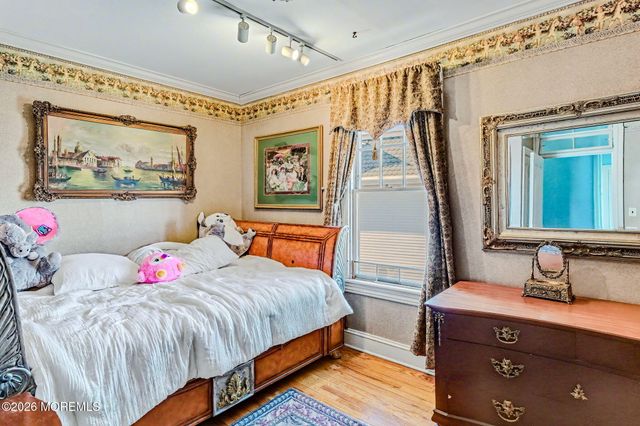 62 Lake Avenue, Ocean Grove, NJ 07756