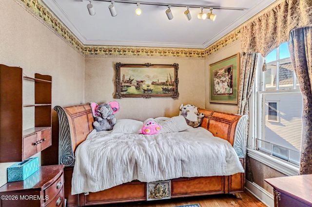 62 Lake Avenue, Ocean Grove, NJ 07756