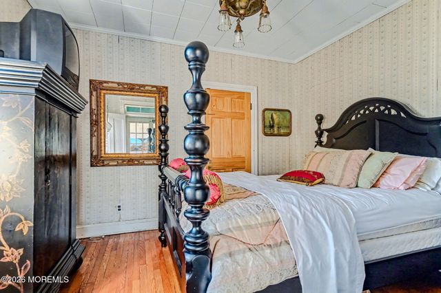 62 Lake Avenue, Ocean Grove, NJ 07756