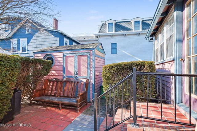 62 Lake Avenue, Ocean Grove, NJ 07756